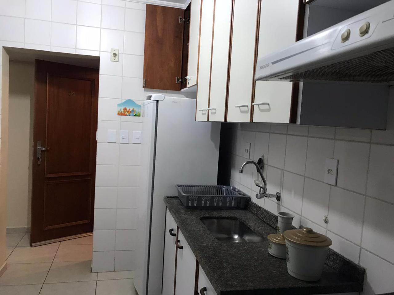 Praia Grande - Ubatuba- Parte Nobre - Ap 34A No Cond San Marino Esterno foto
